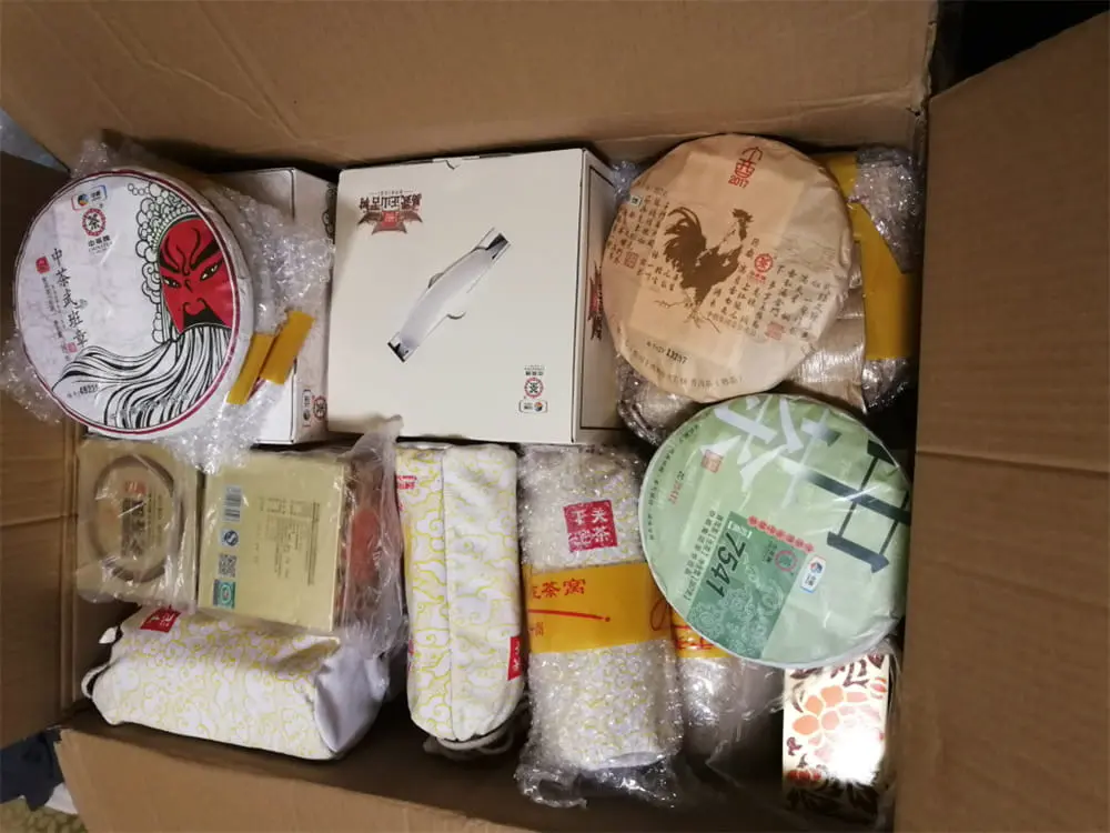 新乡回收中茶普洱茶2017年生茶熟茶图3