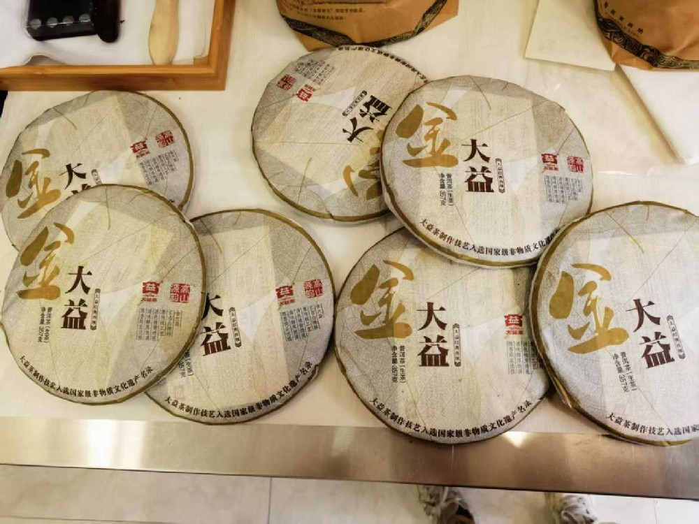 新乡老茶客亲测：回收普洱茶哪个平台好？我的实战经验分享